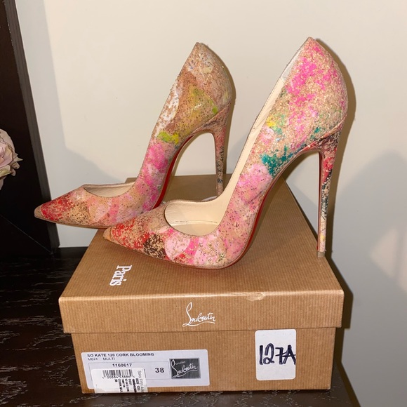 SOLD!!! DO NOT BUY!! Christian Louboutin So Kate - Picture 4 of 8